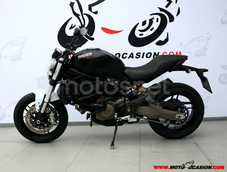 Ducati Monster 821 - Vista 7