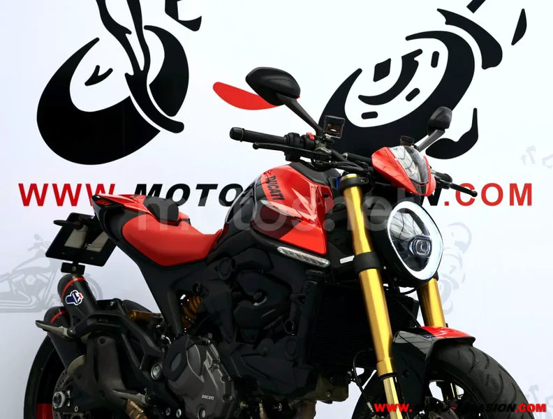 Ducati Monster - Vista 4