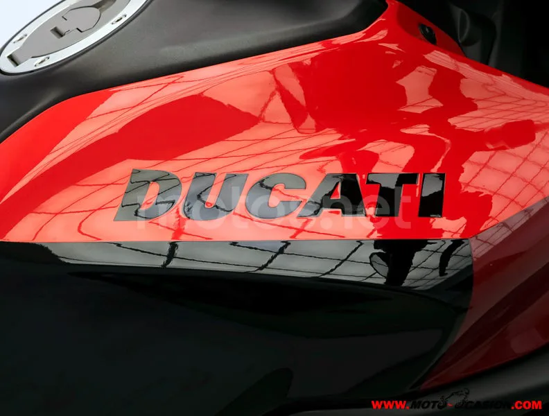 Ducati Monster - Vista 9