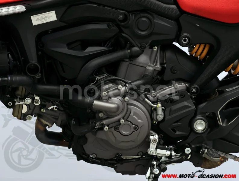 Ducati Monster - Vista 10