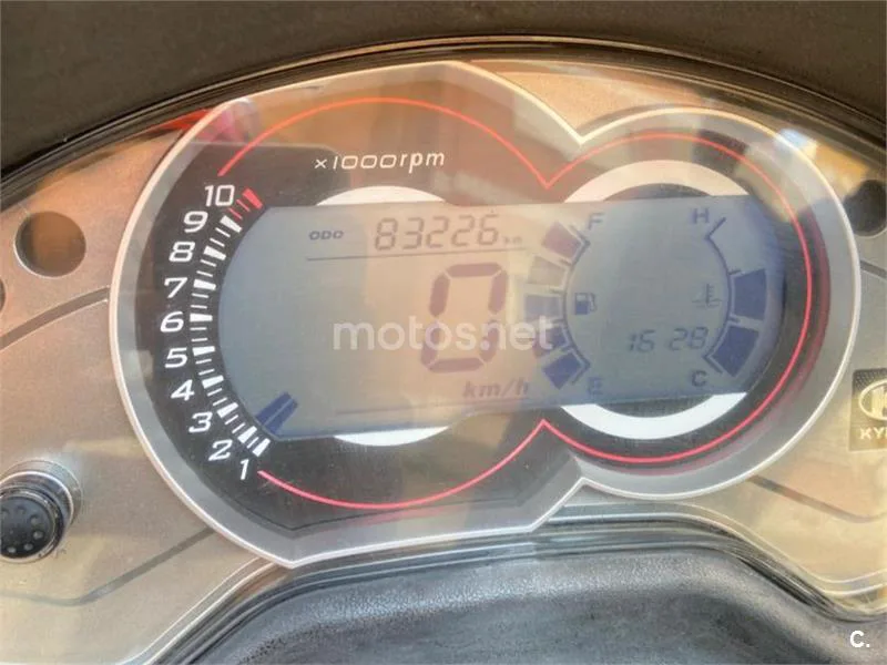 Kymco K-XCT 300i - Vista 5