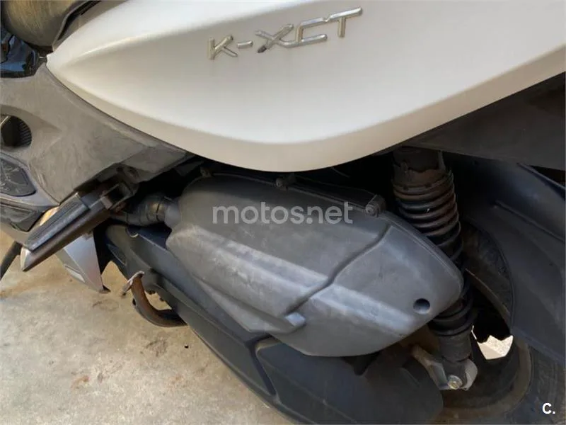 Kymco K-XCT 300i - Vista 7