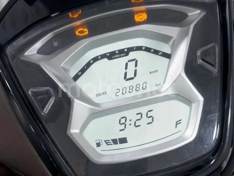 Kymco People S 125 - Vista 7