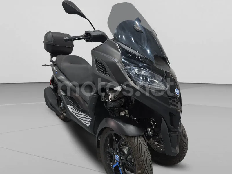 Piaggio MP3 6290 € 2025 Barcelona - 2