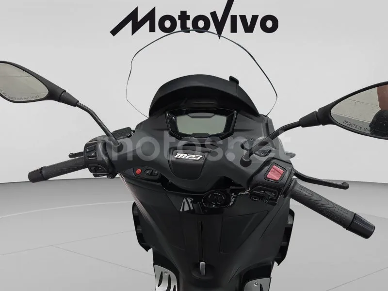 Piaggio MP3 - Vista 7