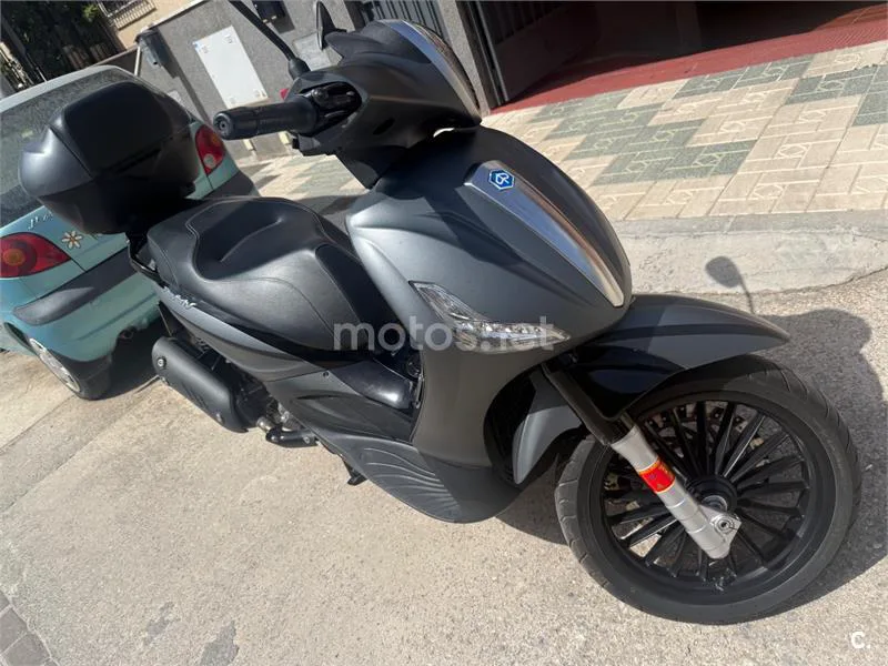 Piaggio Beverly 125 - Vista 3