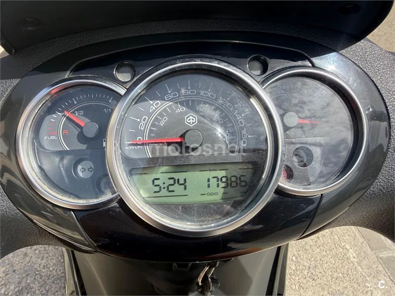 Piaggio Beverly 125 - Vista 4