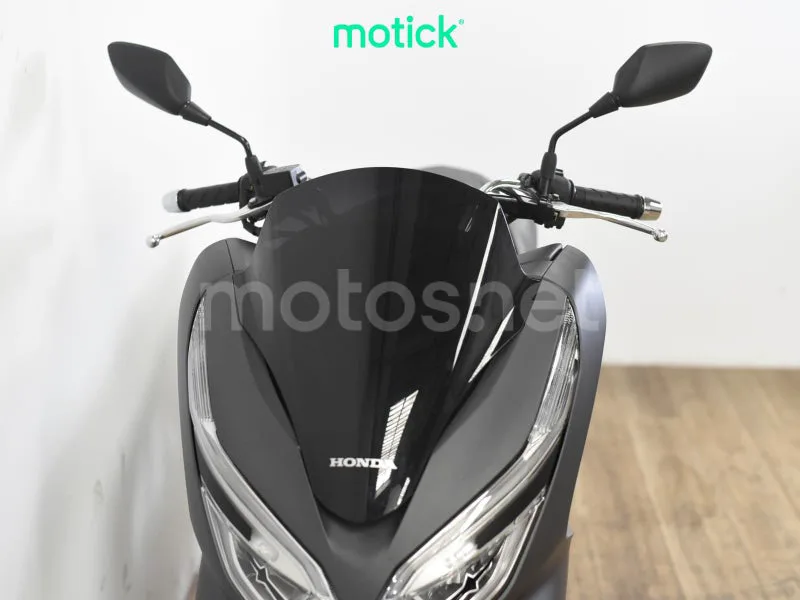 Honda PCX125 - Vista 8