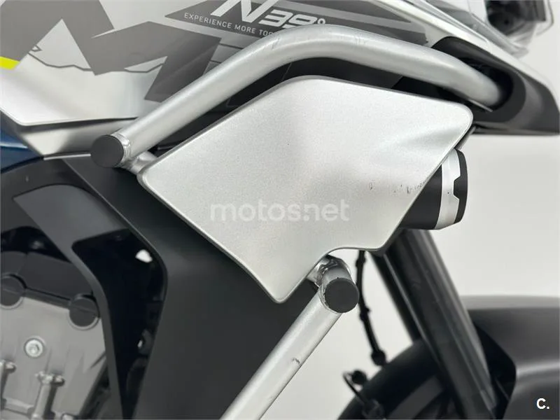 CFMOTO 800MT - Vista 15