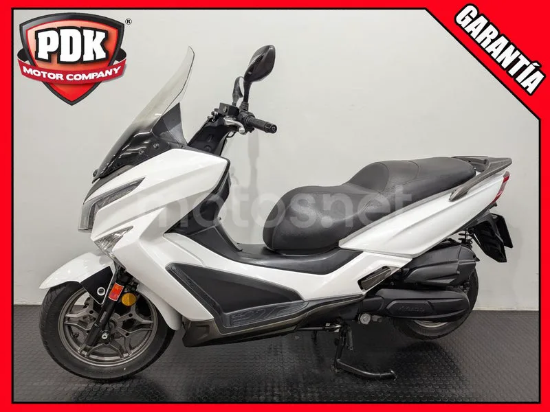 Kymco Grand Dink 125 1800 € 2018 Madrid - 1