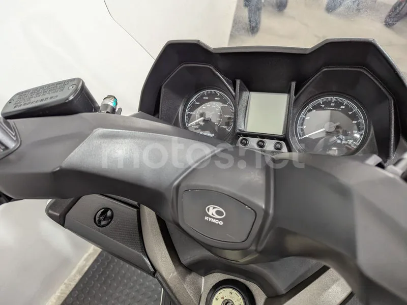 Kymco Grand Dink 125 - Vista 11