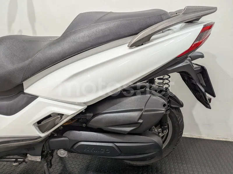 Kymco Grand Dink 125 - Vista 4