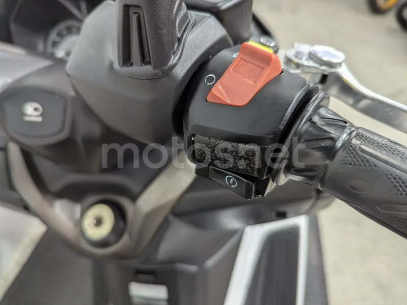 Kymco Grand Dink 125 - Vista 10
