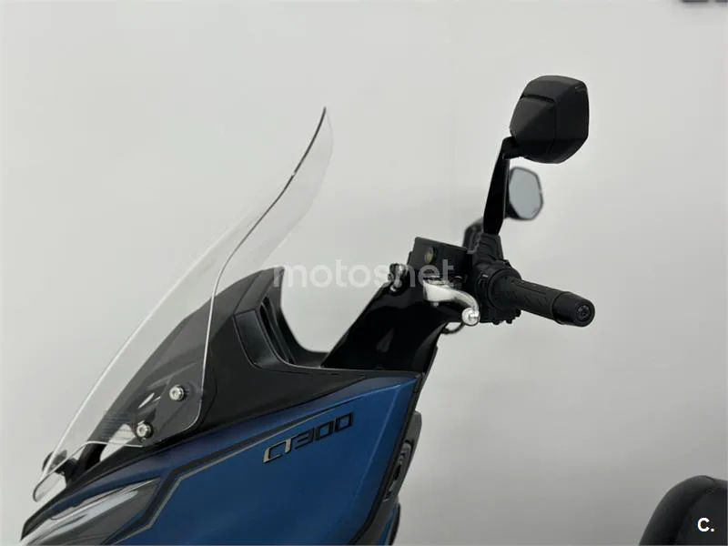 Kymco X-Town CT 300 - Vista 16