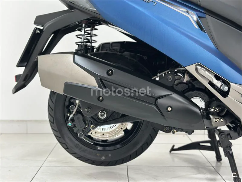 Kymco X-Town CT 300 - Vista 5