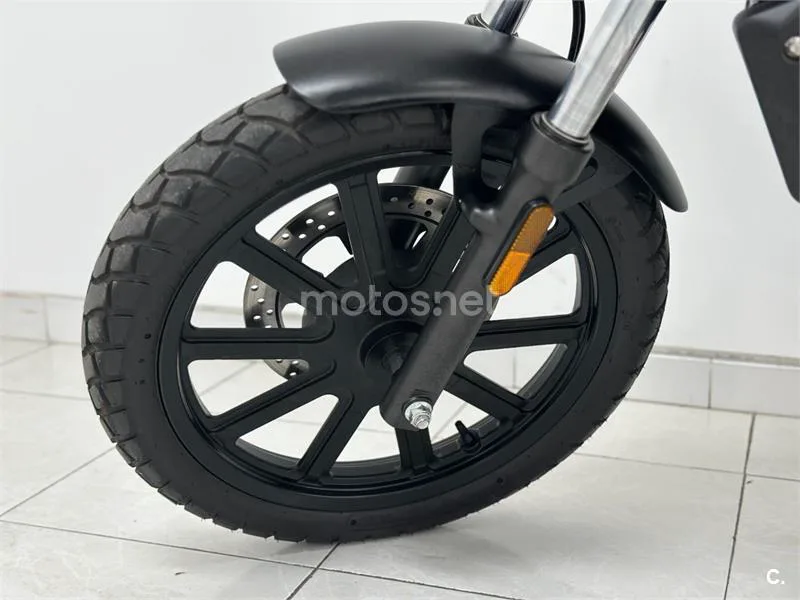 QJ Motor SRV 125 - Vista 13