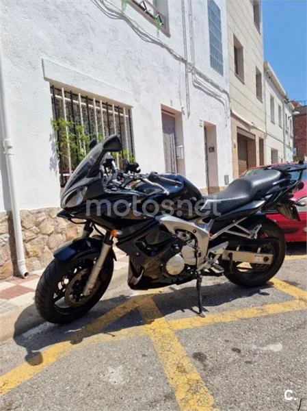 Yamaha FZ6 Fazer 2250 € 2005 Barcelona - 1