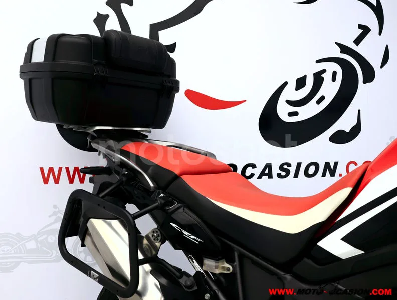 Honda CRF1000L Africa Twin - Vista 11