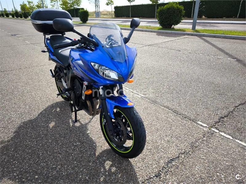 Yamaha FZ6 Fazer S2 - Vista 3