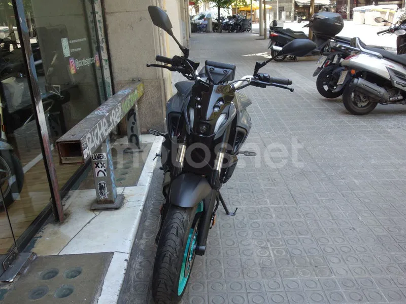 Yamaha MT-07 - Vista 7
