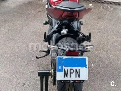 MV Agusta Brutale - Vista 4