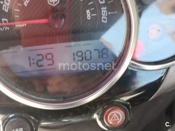 Piaggio Beverly 300 - Vista 5