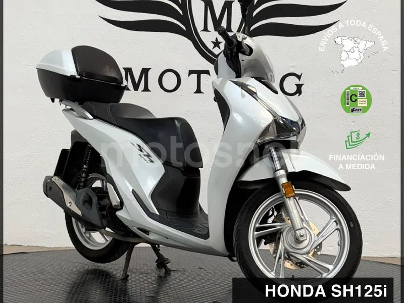 Honda SH125i 2900 € 2019 Granada - 1