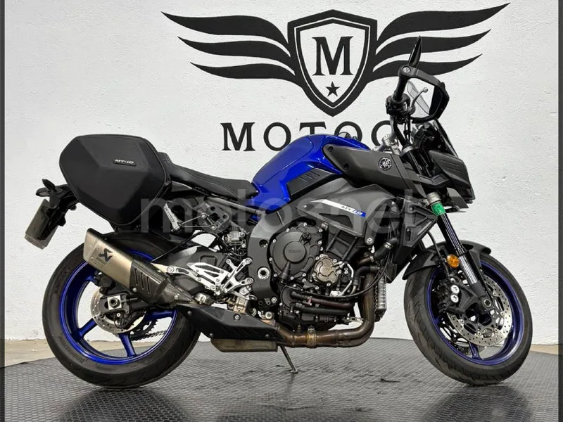 Yamaha MT-10 - Vista 3