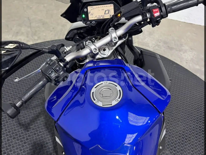 Yamaha MT-10 - Vista 6