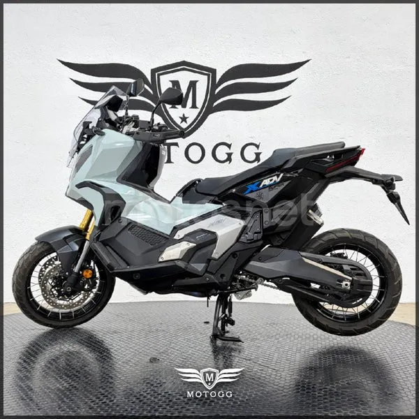Honda X-ADV - Vista 5