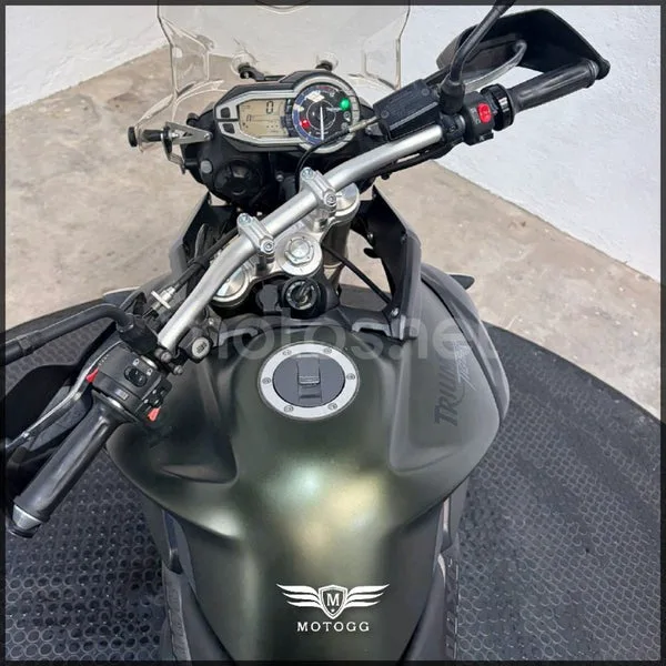 Triumph Tiger 800 XC - Vista 8
