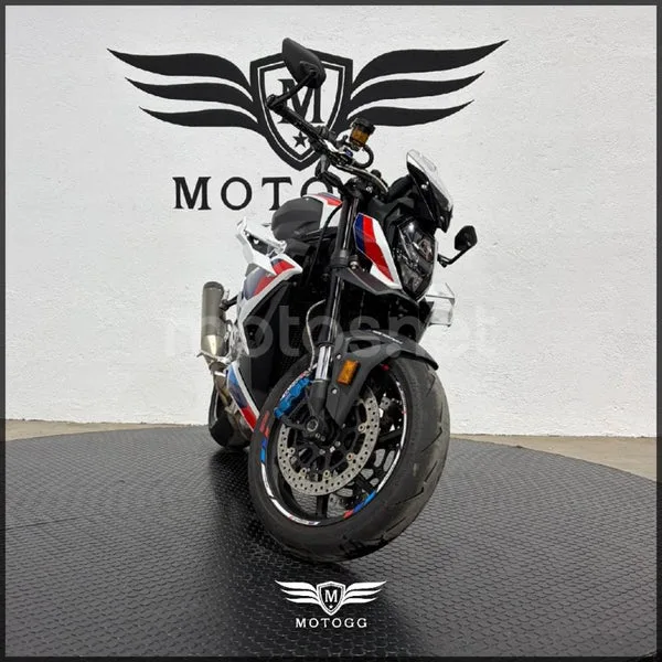 BMW M 1000 R - Vista 4