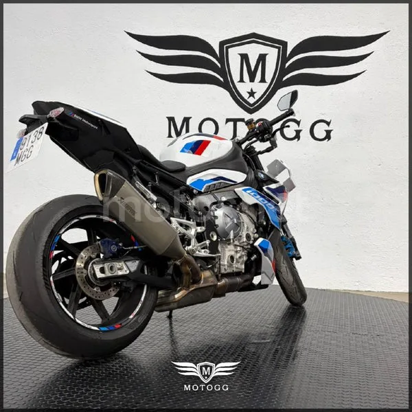 BMW M 1000 R - Vista 7