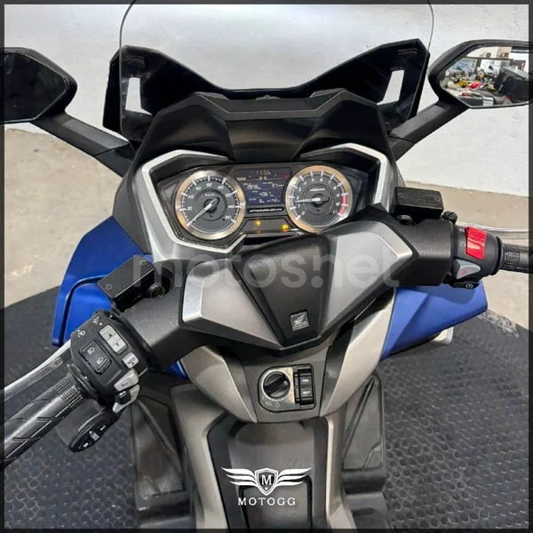 Honda Forza 350 - Vista 8