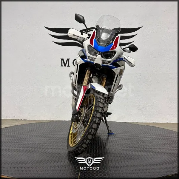 Honda CRF1100L Africa Twin - Vista 4