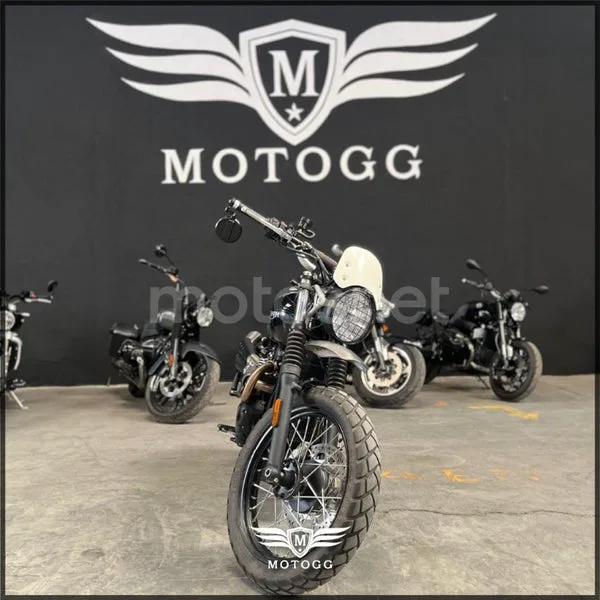Triumph Street Scrambler - Vista 3