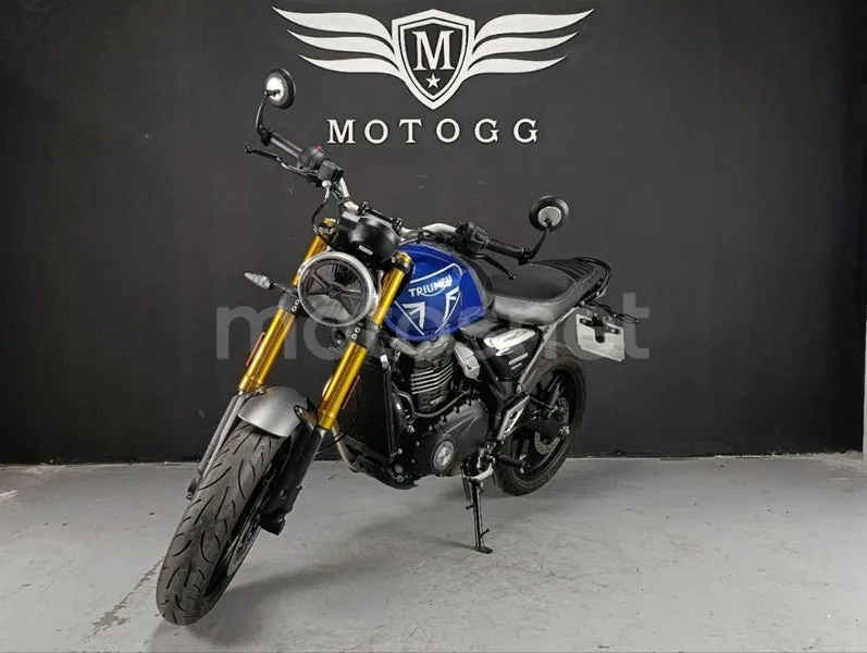 Triumph Speed 400 4500 € 2024 Granada - 1
