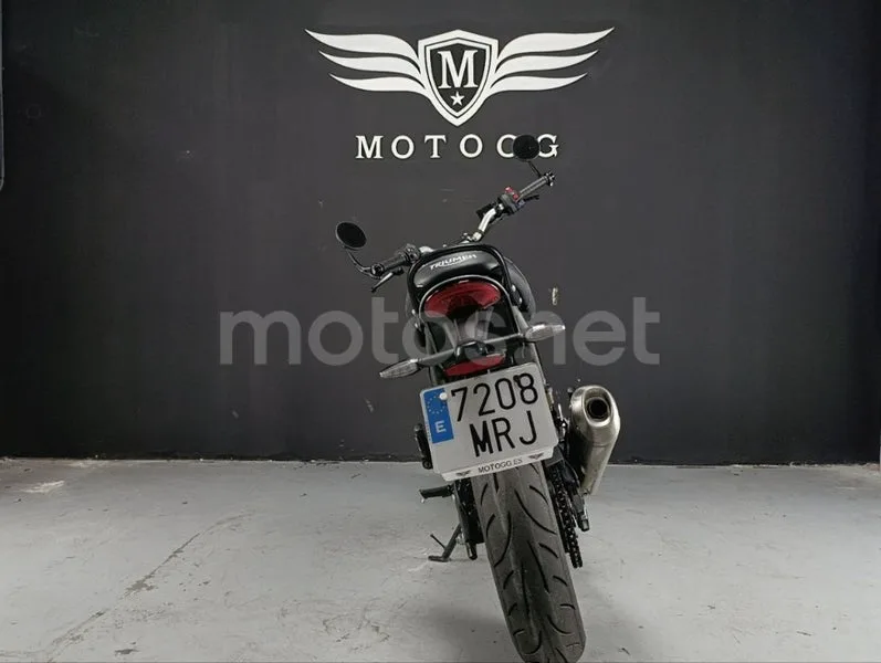Triumph Speed 400 - Vista 13