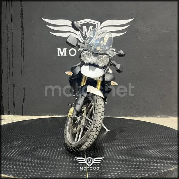 Triumph Tiger 800 - Vista 4