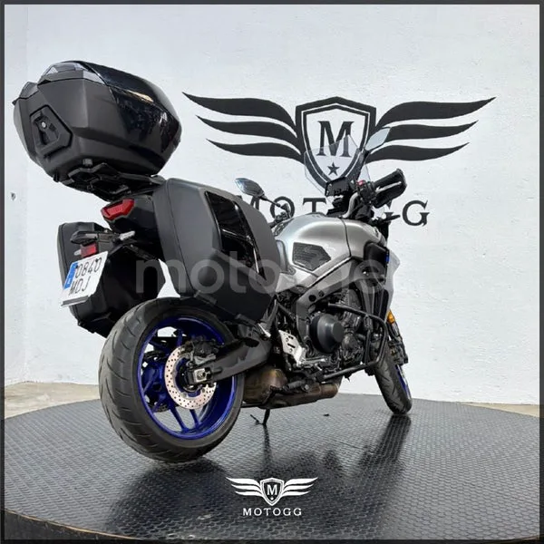 Yamaha Tracer 9 - Vista 7