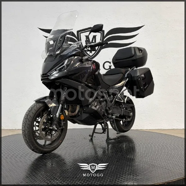 Honda NT1100 - Vista 6