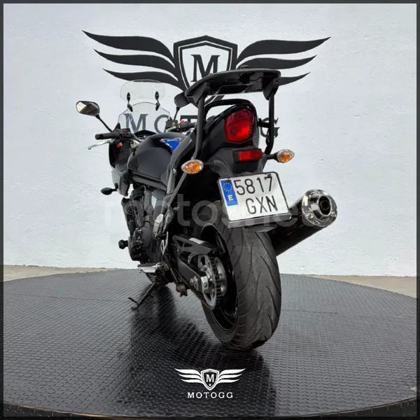 Suzuki Bandit 650S - Vista 10