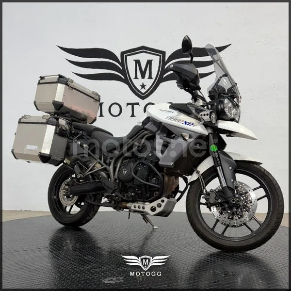 Triumph Tiger 800 XR - Vista 3