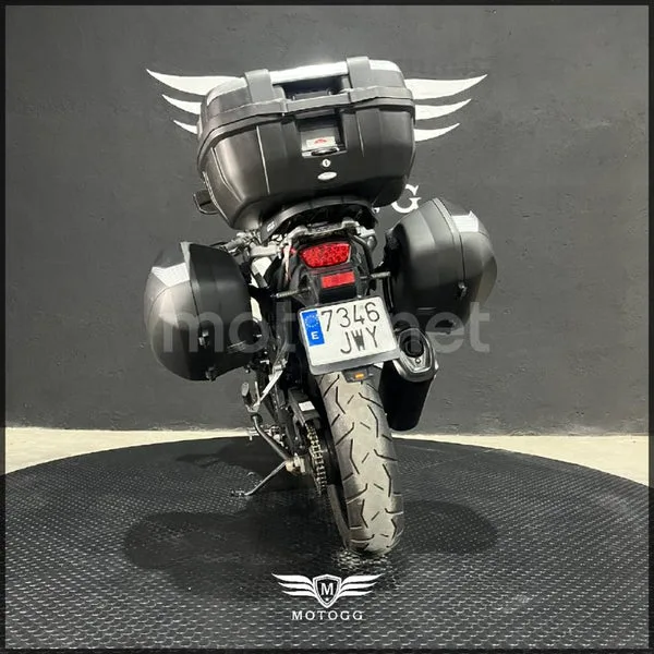 Suzuki V-Strom 1000 - Vista 10