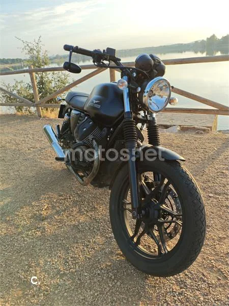 Moto Guzzi V7 II 4250 € 2016 Badajoz - 2