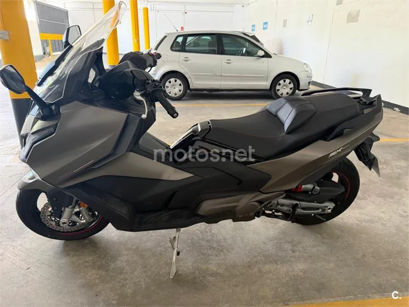 Kymco AK 550 9900 € 2025 Granada - 2