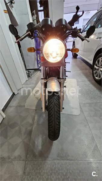 Royal Enfield Continental GT 650 - Vista 3