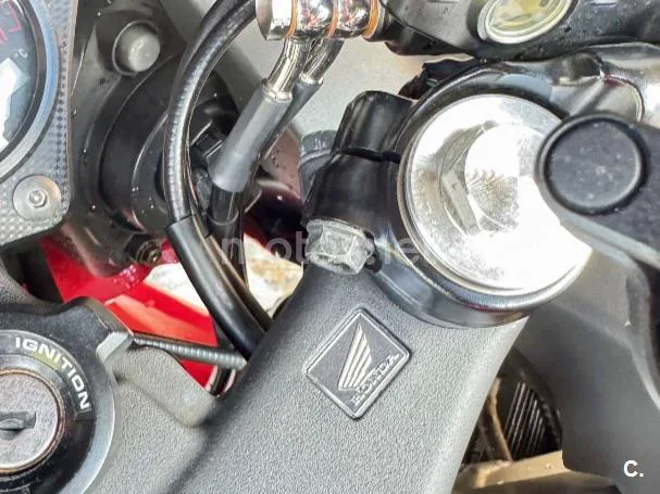 Honda CBR600F - Vista 5