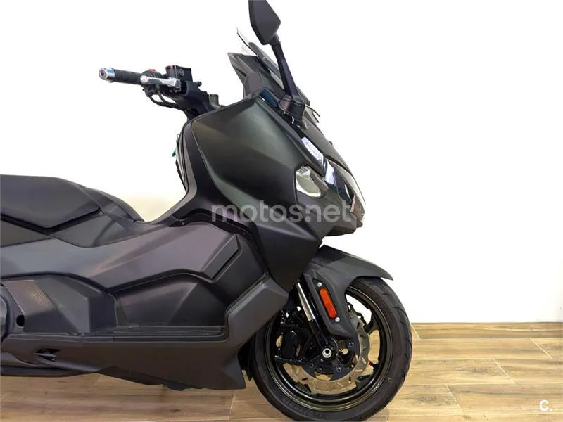 SYM Maxsym TL 500 - Vista 4