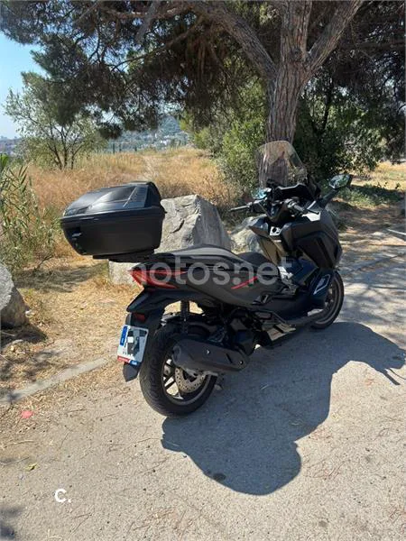 Honda Forza 125 - Vista 4